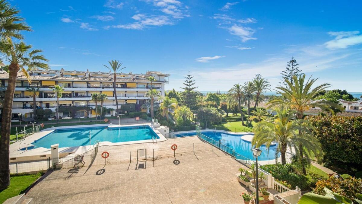 Golden Mile Getaway, Garden View, Pool & Comfort Марбелья Экстерьер фото
